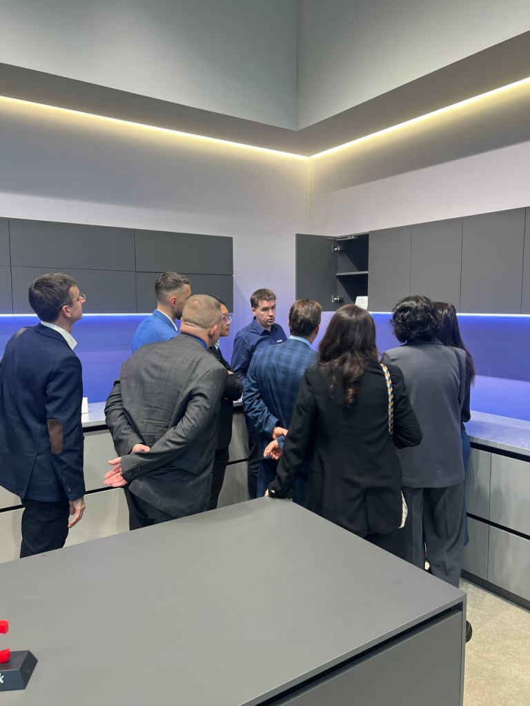 2025-11-26 12.16.40.jpg